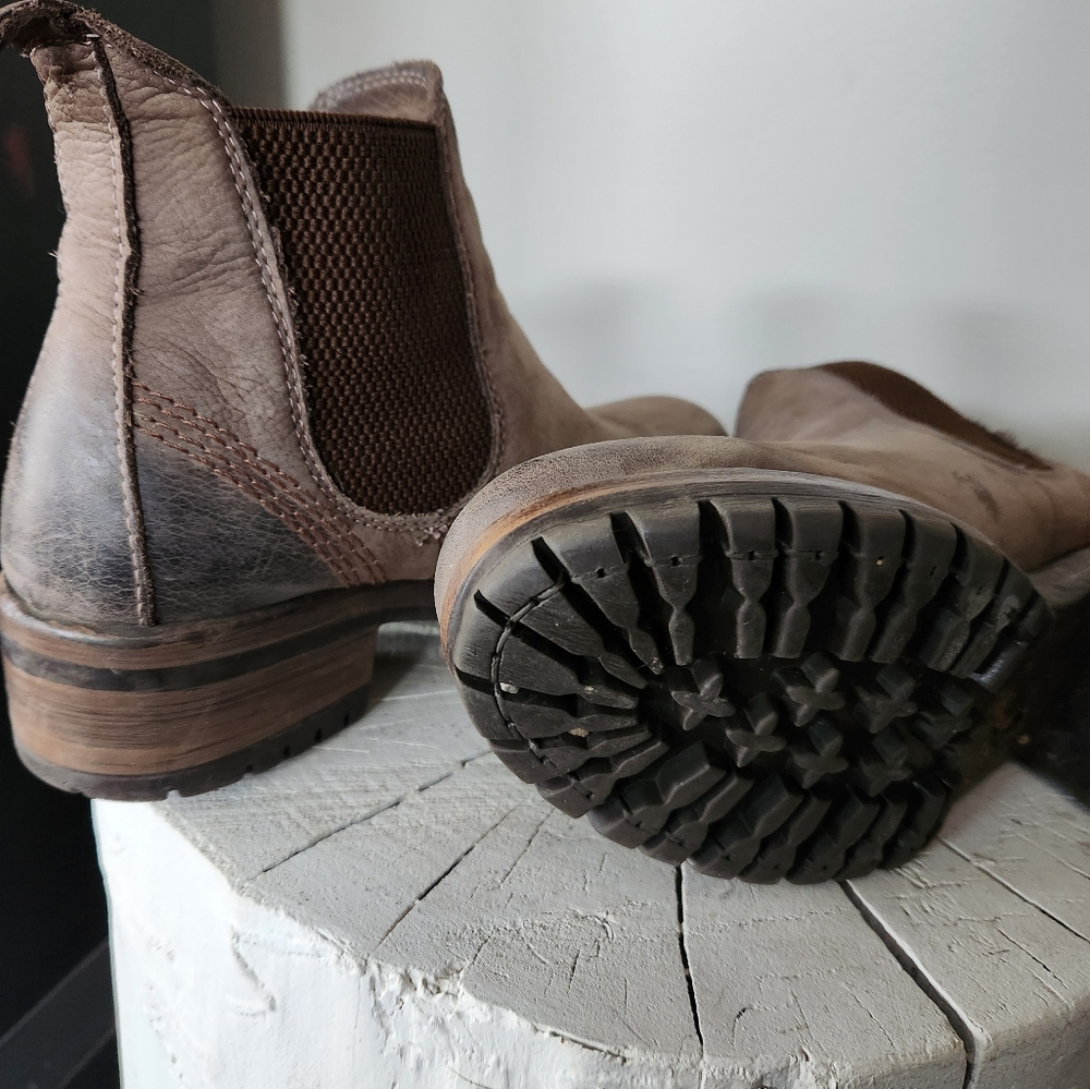 Women's boot - Picture 3 of 4